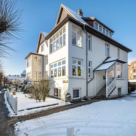 Haus Uebersee Sansibar *